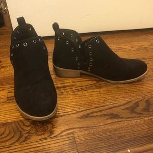 Black ankle booties